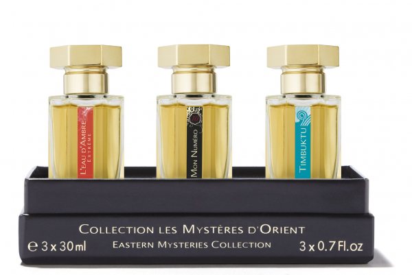 L Artisan Parfumeur флаконы с золотой крышечкой.