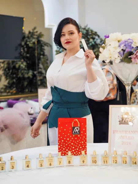 7 сентября AN`VERTE PERFUME SALON - выставка авторской нишевой парфюмерии в г_ Санкт-Петербург